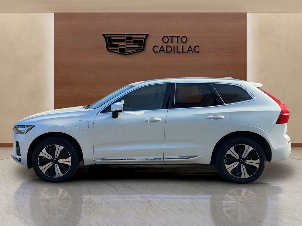 used 2023 Volvo XC60 Recharge Plug-In Hybrid car, priced at $36,400