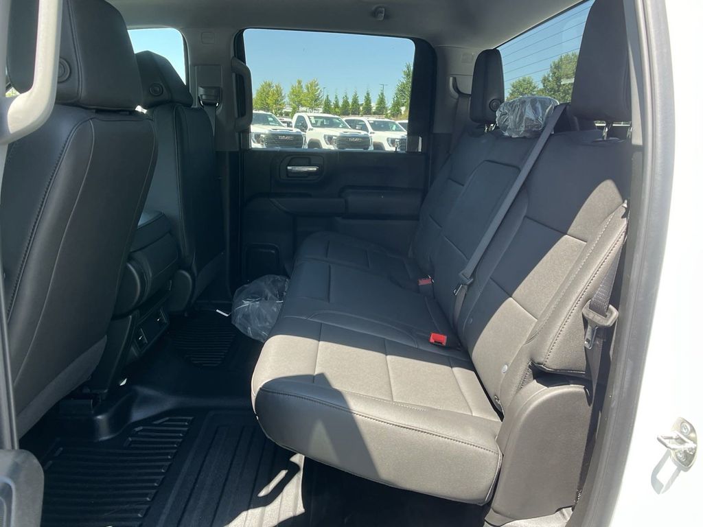 new 2024 GMC Sierra 2500HD car, priced at $48,933