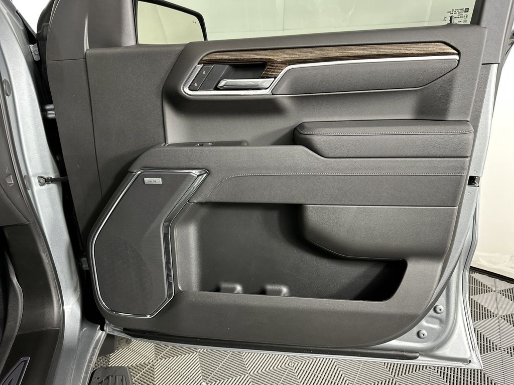 new 2025 GMC Sierra 1500 car, priced at $60,224