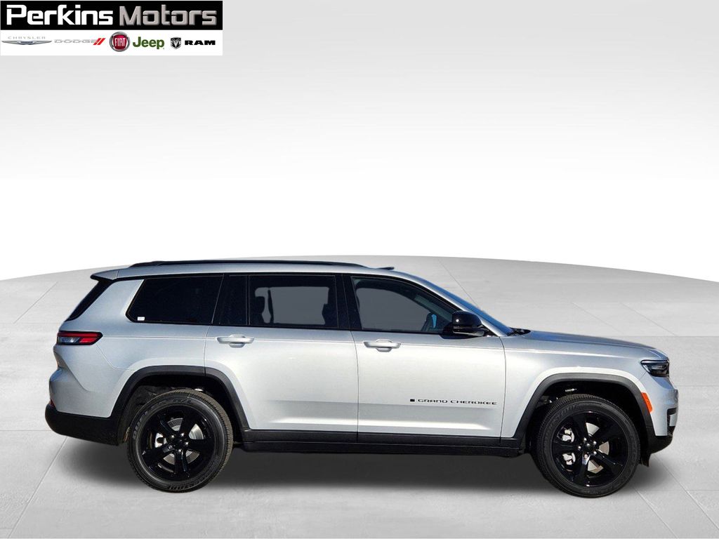 new 2025 Jeep Grand Cherokee L car, priced at $45,159