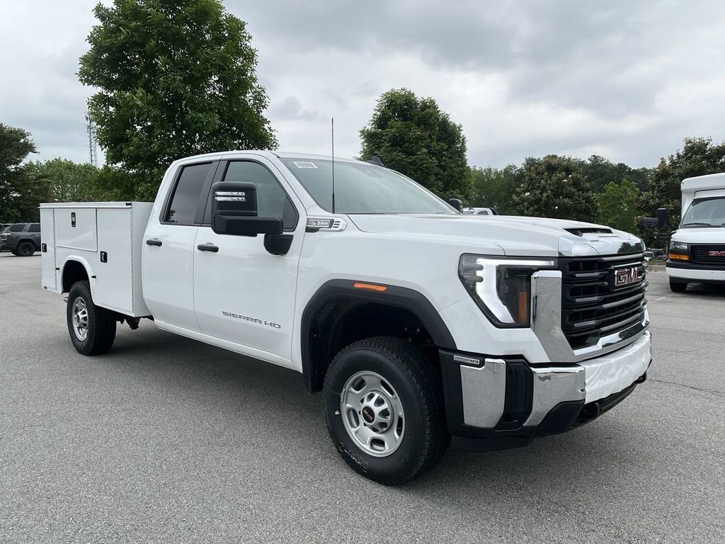 new 2024 GMC Sierra 2500HD car, priced at $44,878