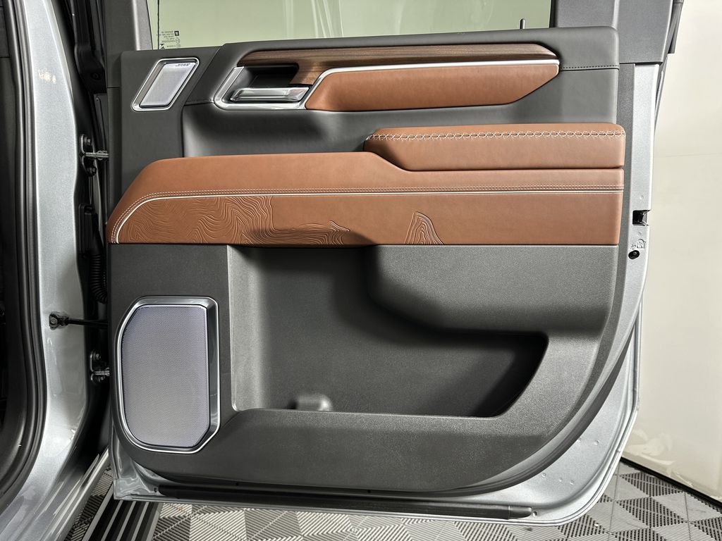 new 2025 GMC Sierra 2500HD car, priced at $94,014