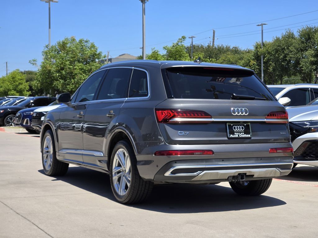 used 2021 Audi Q7 car, priced at $31,591
