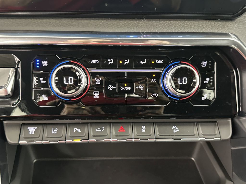 new 2025 GMC Sierra 2500HD car, priced at $86,234