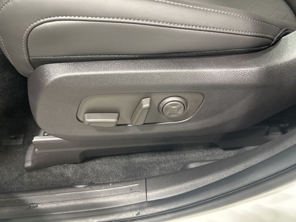 new 2026 Kia Carnival Hybrid car, priced at $48,274