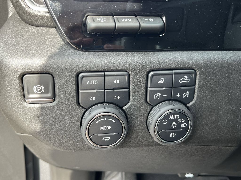 new 2025 Chevrolet Silverado 2500HD car, priced at $68,118