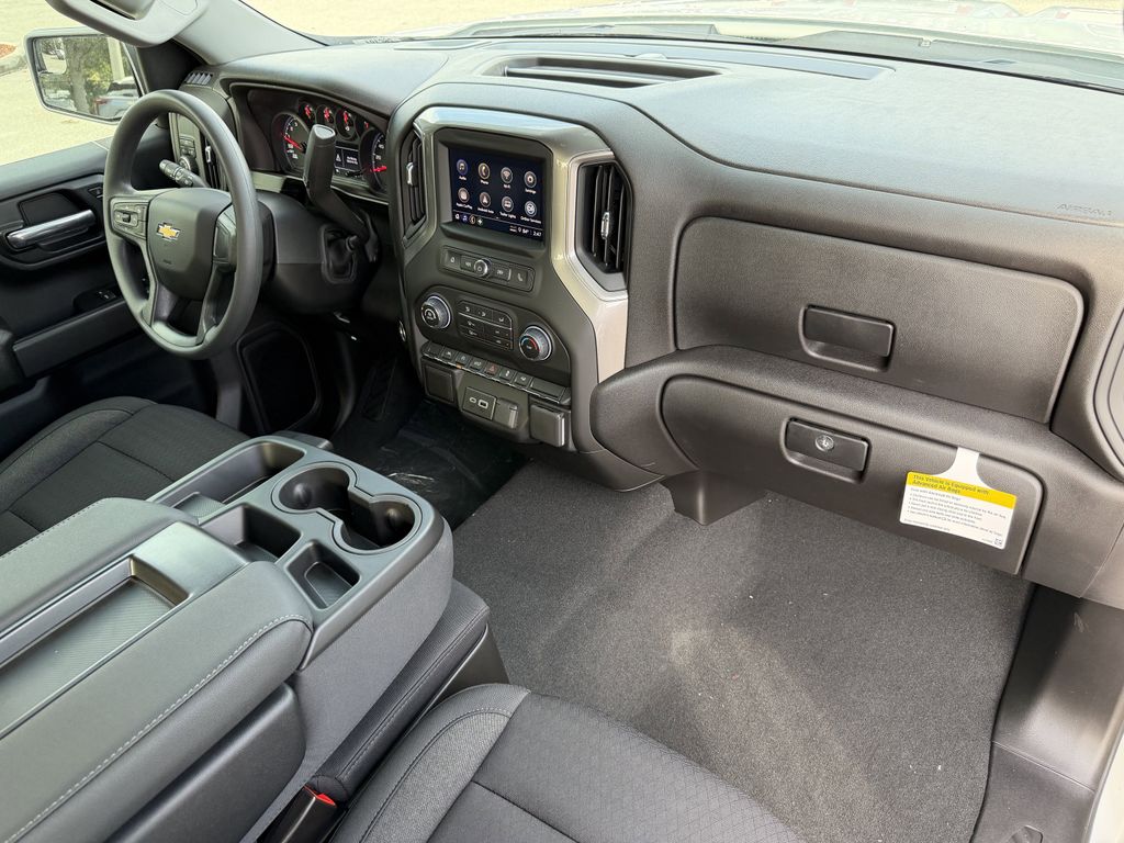 new 2026 Chevrolet Silverado 1500 car, priced at $32,795