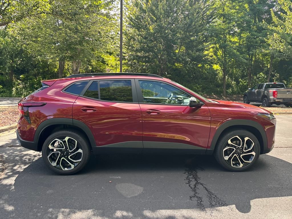 new 2025 Chevrolet Trax car, priced at $26,690