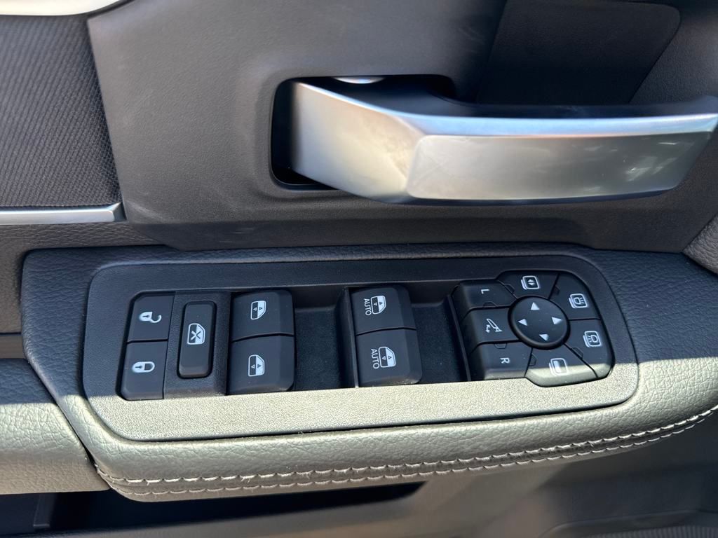 new 2025 Ram 2500 car