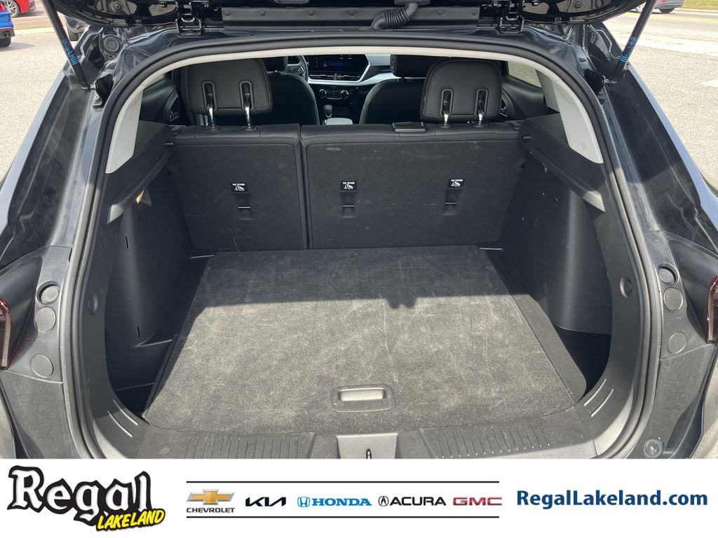 used 2024 Chevrolet Trax car, priced at $22,193