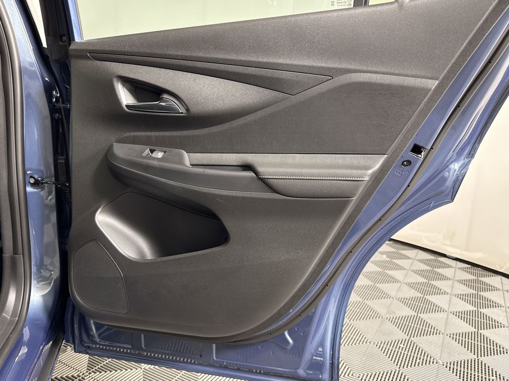 new 2025 Buick Envista car, priced at $31,085