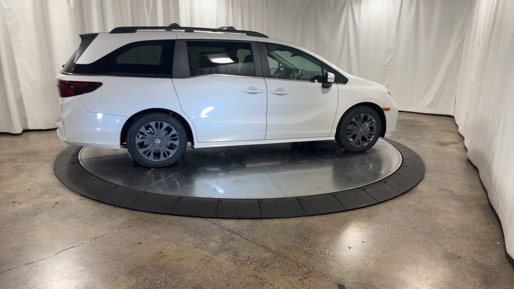 new 2025 Honda Odyssey car, priced at $48,815
