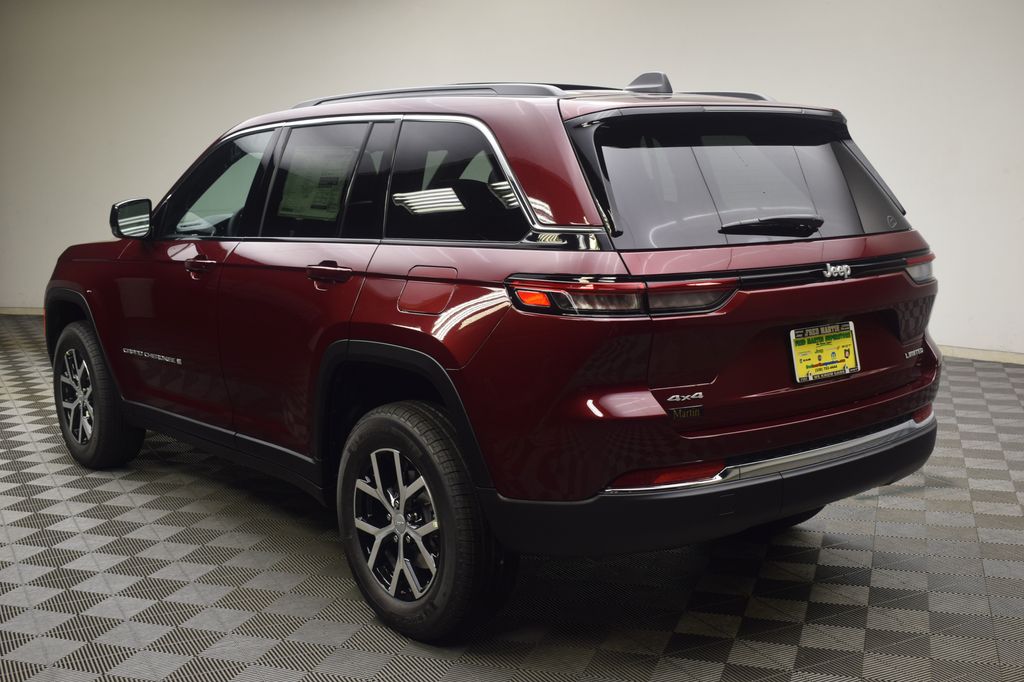 new 2025 Jeep Grand Cherokee car, priced at $45,285