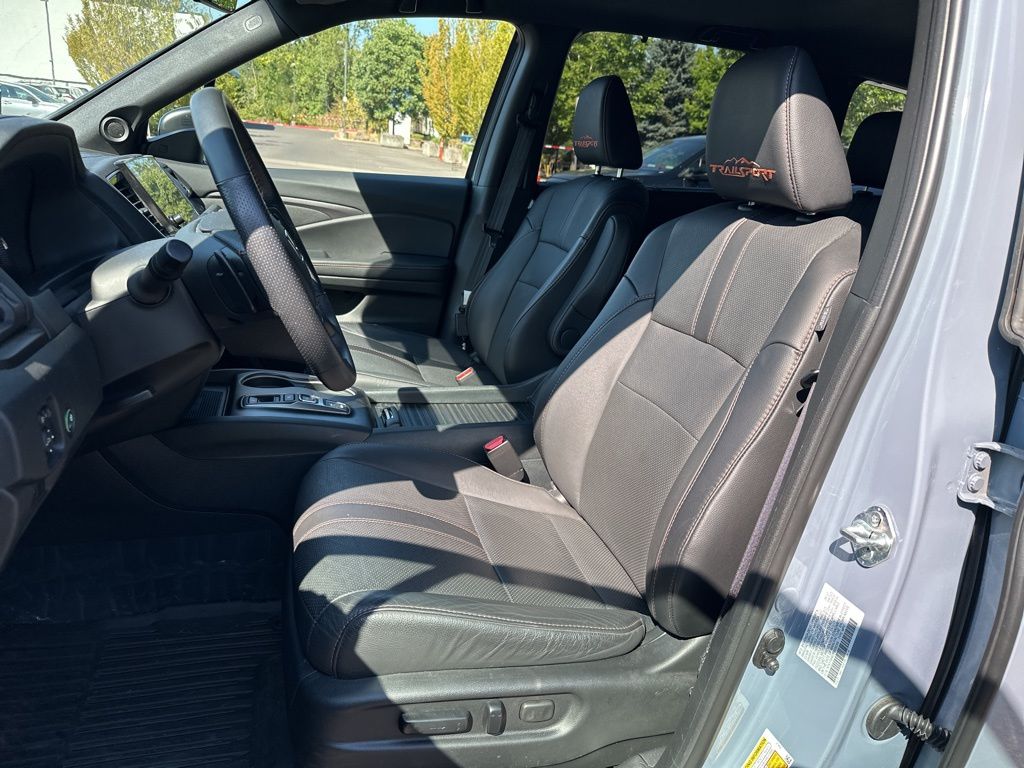 used 2023 Honda Passport car, priced at $38,983