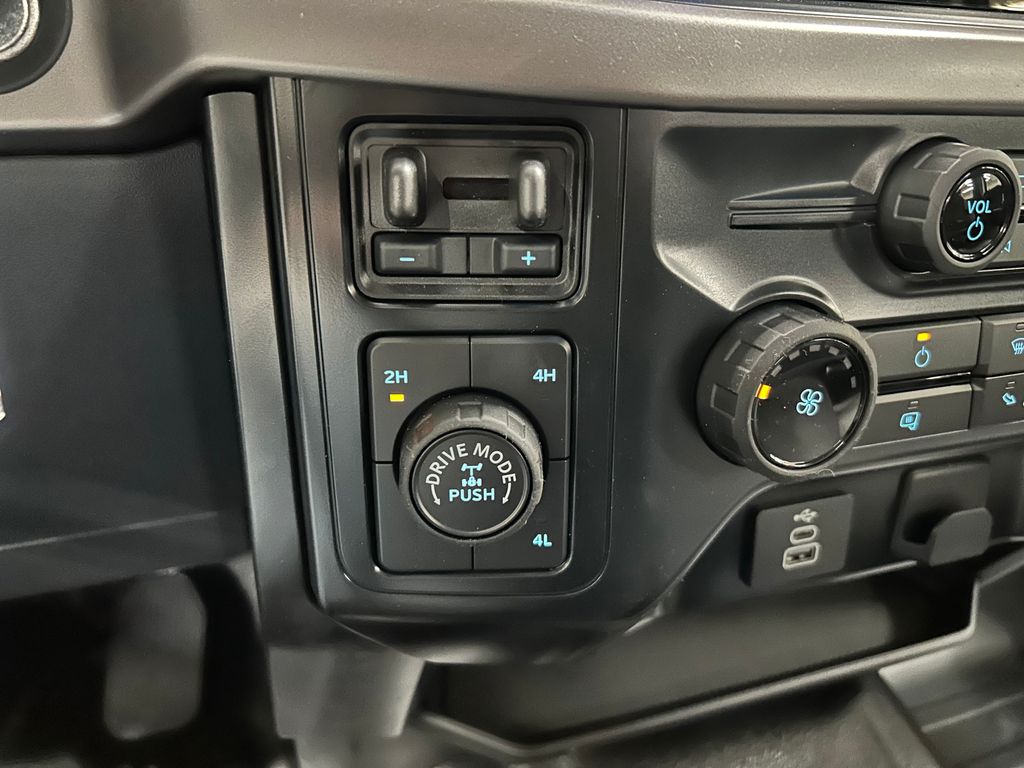 new 2025 Ford F-150 car, priced at $43,839