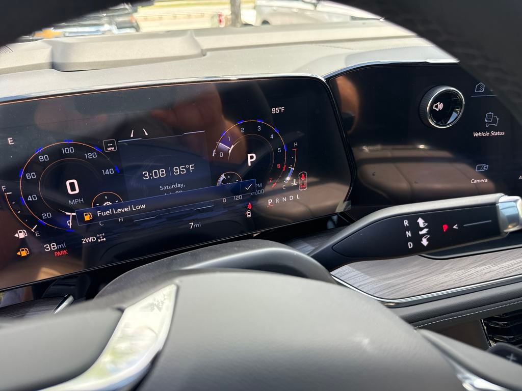 new 2025 Chevrolet Suburban car, priced at $75,380