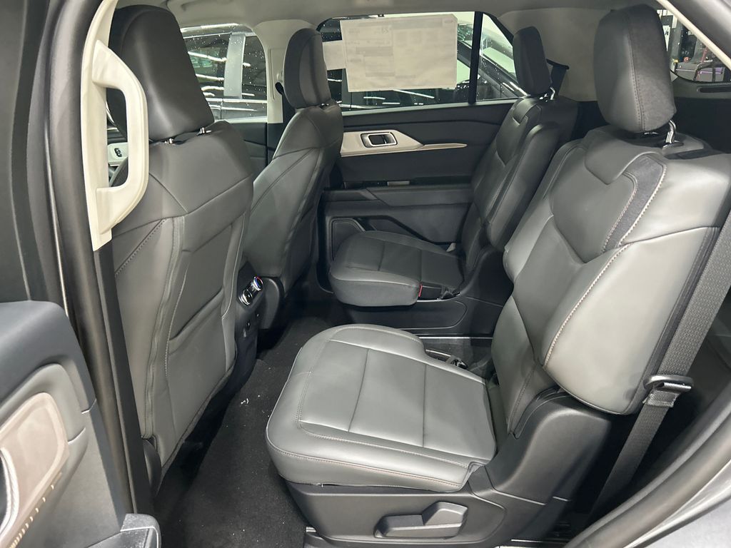 new 2025 Ford Explorer car, priced at $45,399