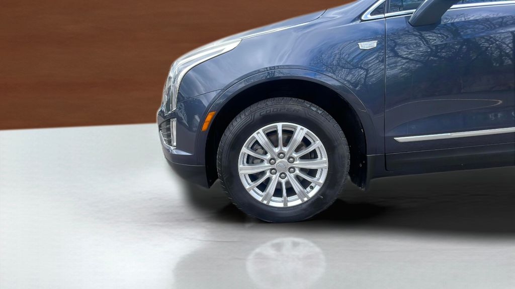 used 2019 Cadillac XT5 car, priced at $19,500