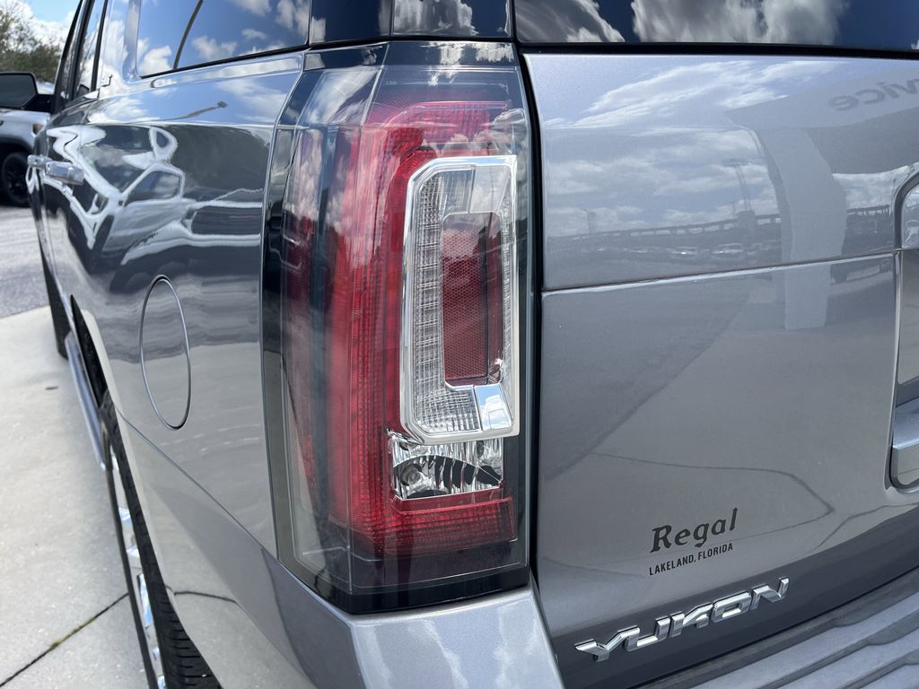 used 2019 GMC Yukon car, priced at $27,591