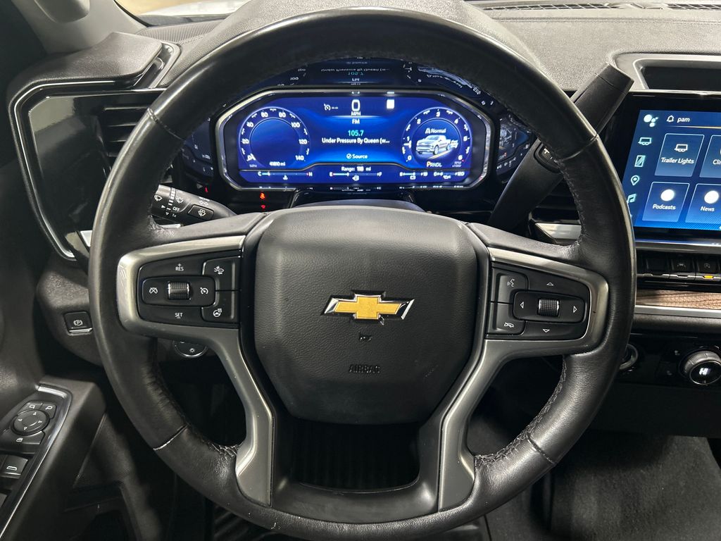 used 2022 Chevrolet Silverado 1500 car, priced at $35,921