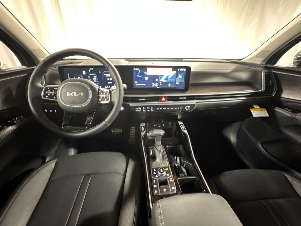 new 2025 Kia Sorento car, priced at $45,775