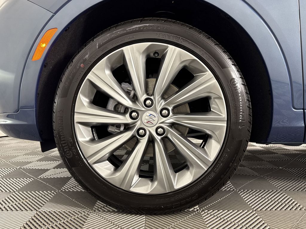 new 2025 Buick Envista car, priced at $31,085