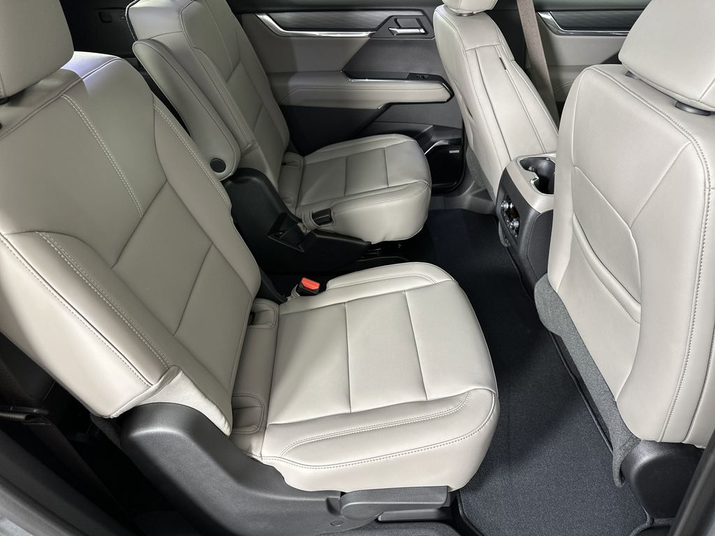 new 2025 GMC Acadia car, priced at $50,624