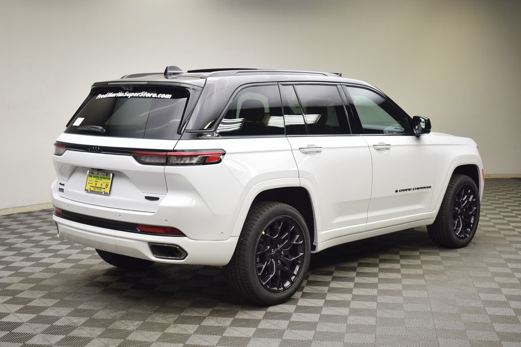 new 2025 Jeep Grand Cherokee car, priced at $68,580