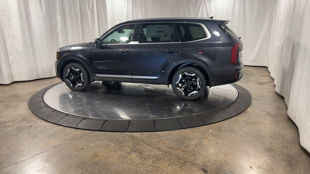 new 2025 Kia Telluride car, priced at $41,022