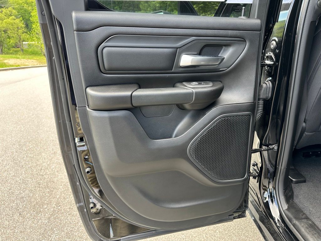 new 2025 Ram 1500 car, priced at $40,990