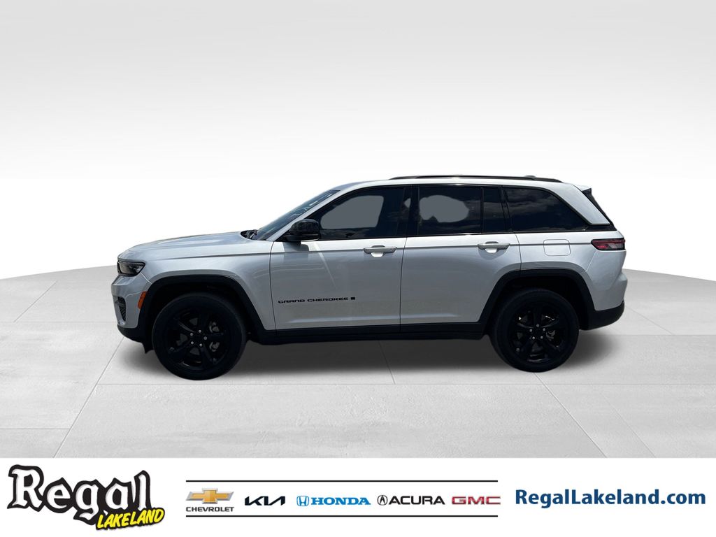 used 2023 Jeep Grand Cherokee car, priced at $31,594