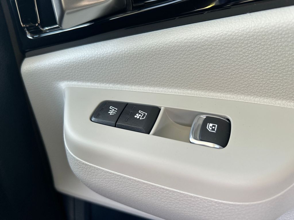 new 2026 Kia Carnival Hybrid car, priced at $53,074