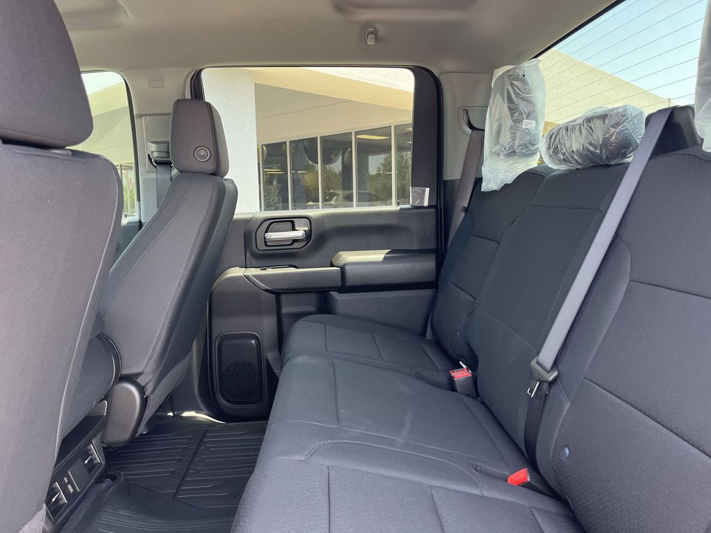 new 2025 GMC Sierra 2500HD car, priced at $67,935