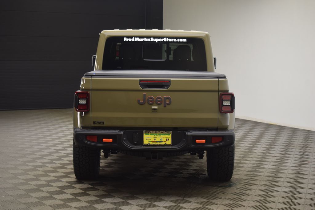new 2025 Jeep Gladiator car, priced at $55,687