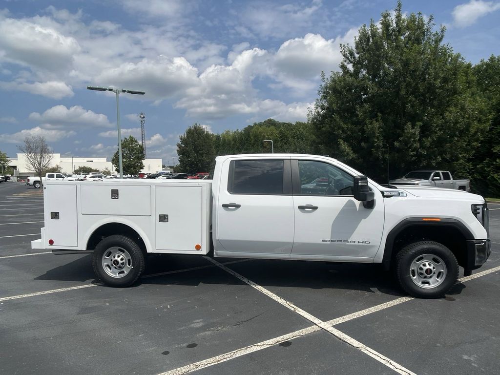 new 2024 GMC Sierra 2500HD car, priced at $46,133