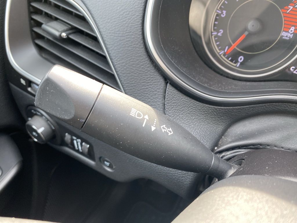 used 2019 Jeep Cherokee car, priced at $18,995