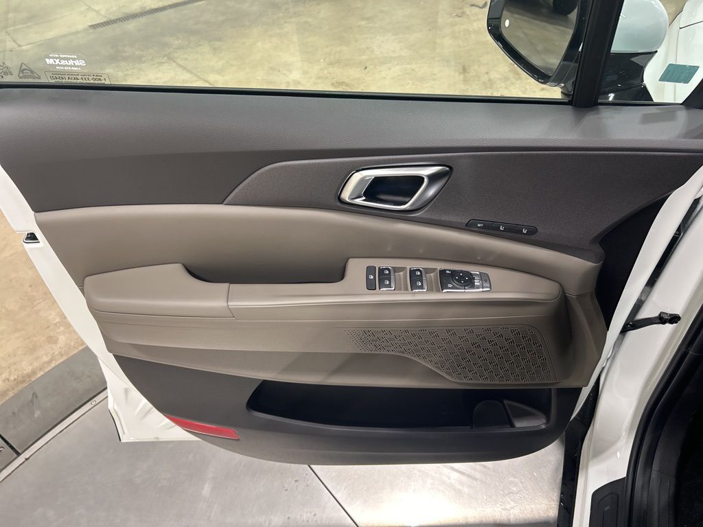new 2026 Kia Carnival Hybrid car, priced at $48,274