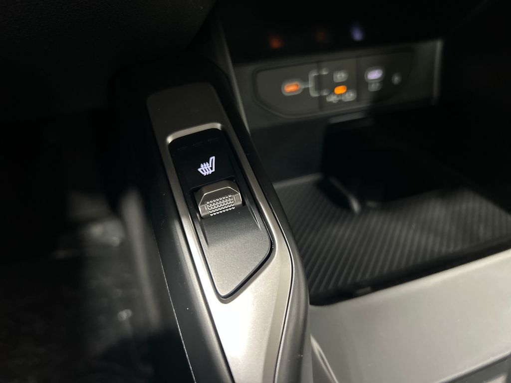 new 2025 Kia Sorento car, priced at $41,225