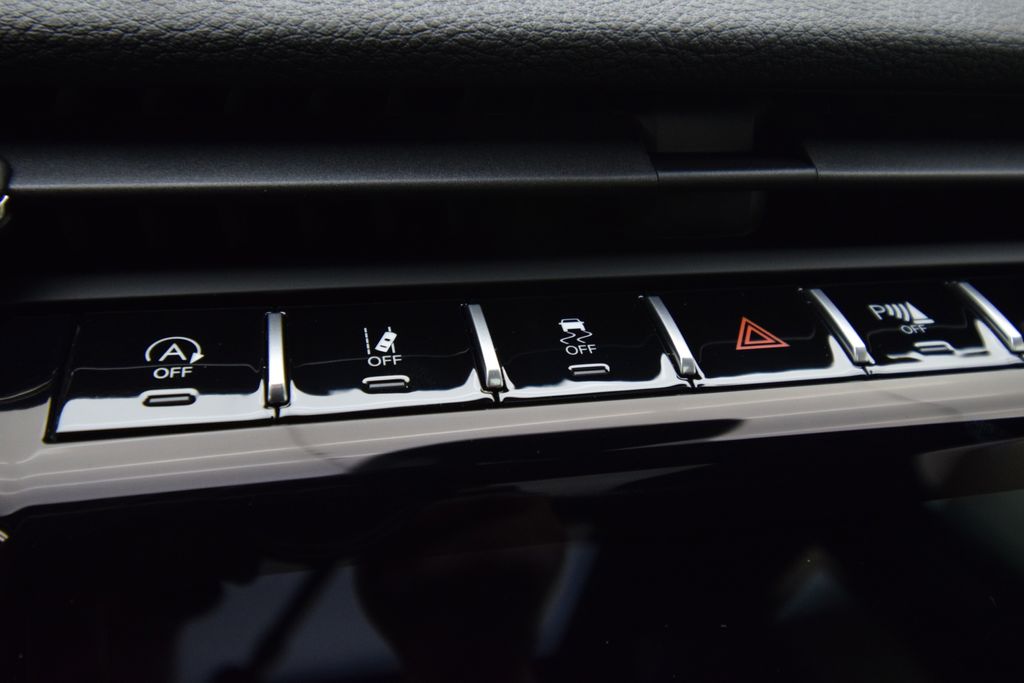 new 2025 Jeep Grand Cherokee car, priced at $46,126