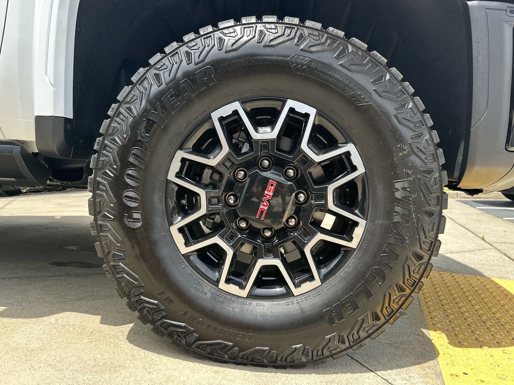 new 2025 GMC Sierra 2500HD car, priced at $94,054