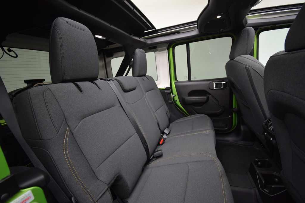 new 2025 Jeep Wrangler car, priced at $43,220
