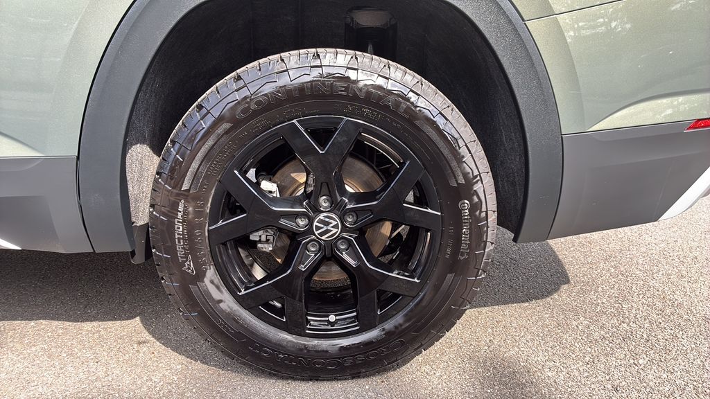 used 2024 Volkswagen Atlas car, priced at $39,400