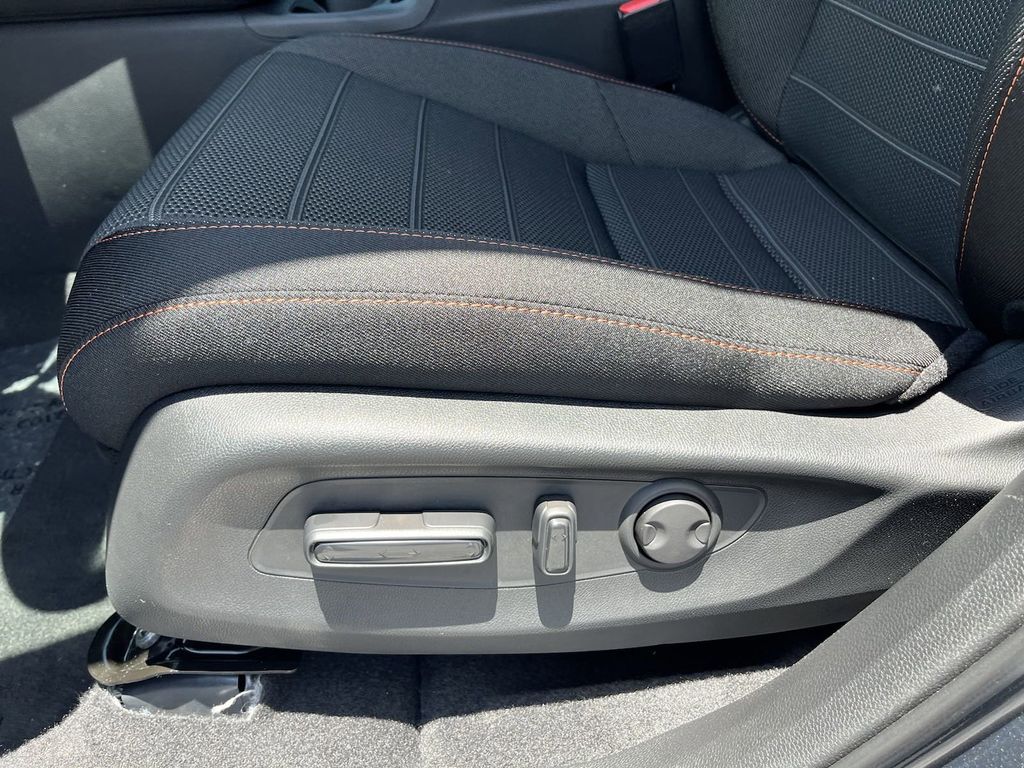 new 2025 Honda CR-V Hybrid car, priced at $34,603