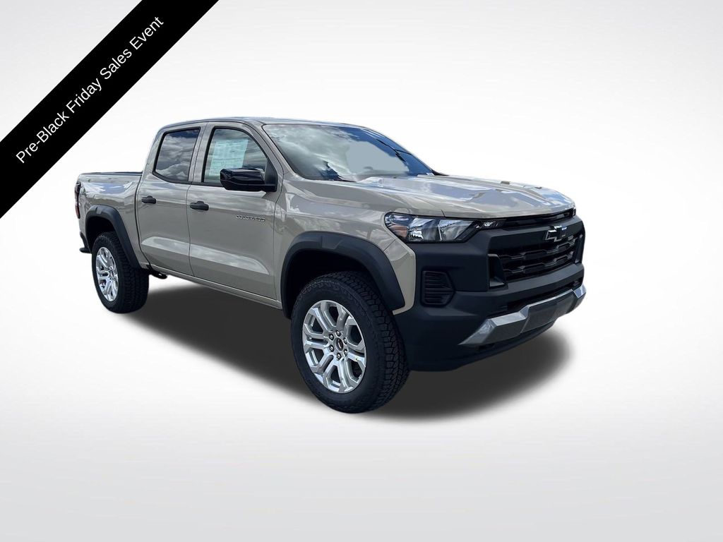 new 2024 Chevrolet Colorado car, priced at $45,420