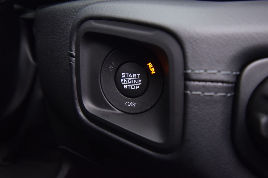 new 2025 Jeep Wrangler car, priced at $66,610