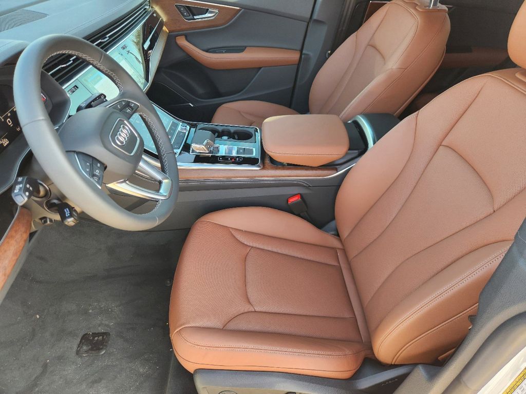 new 2025 Audi Q8 car, priced at $86,615
