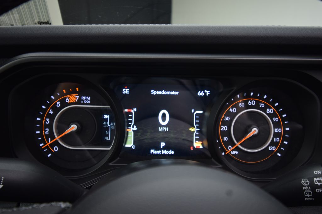new 2025 Jeep Wrangler car, priced at $66,610