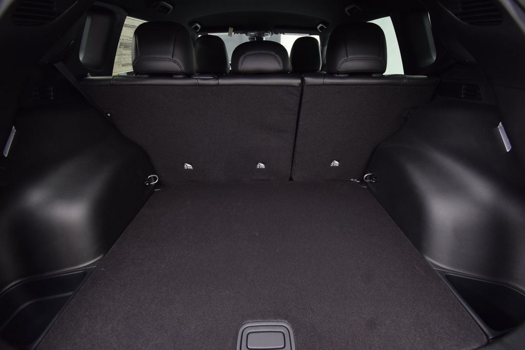 new 2026 Jeep Compass car, priced at $31,122