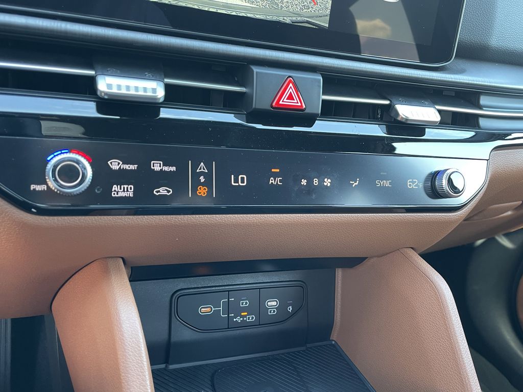 new 2026 Kia Sportage car, priced at $34,352