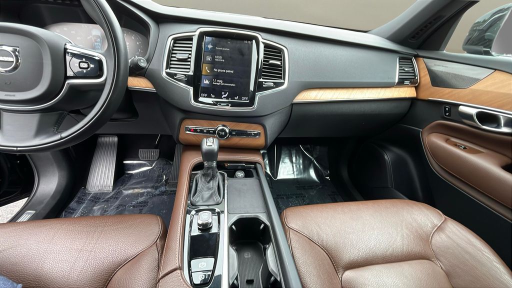 used 2022 Volvo XC90 car, priced at $35,400